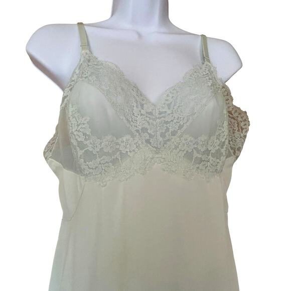VTG 1960s Hollywood Vassarette Pale Green Lace Nylon Slip Dress Sz 36 S - Picture 2 of 10